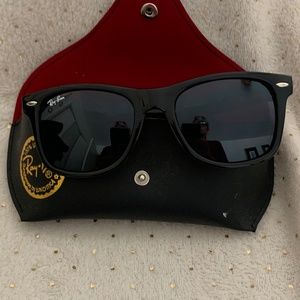 Ray ban Wayfarer sunglasses